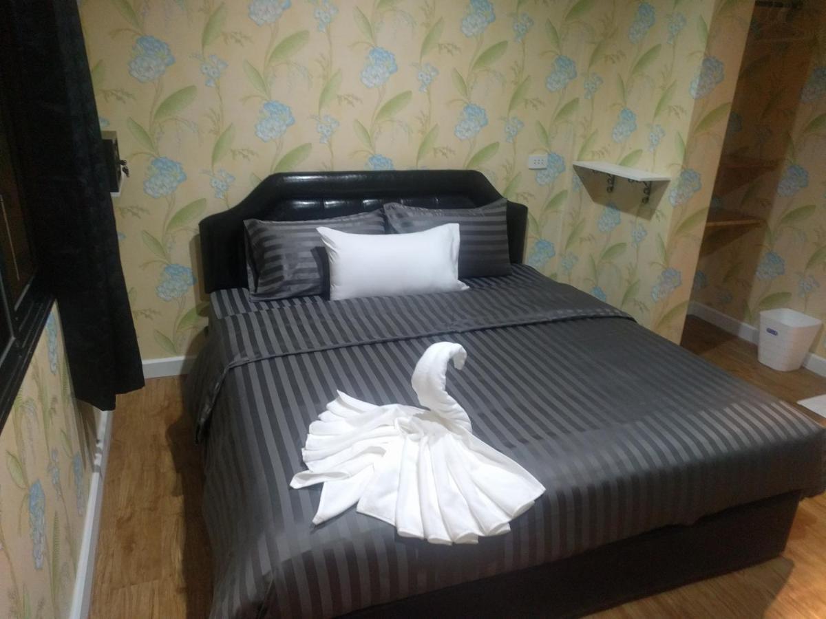 Gw Guesthouse Патая Екстериор снимка